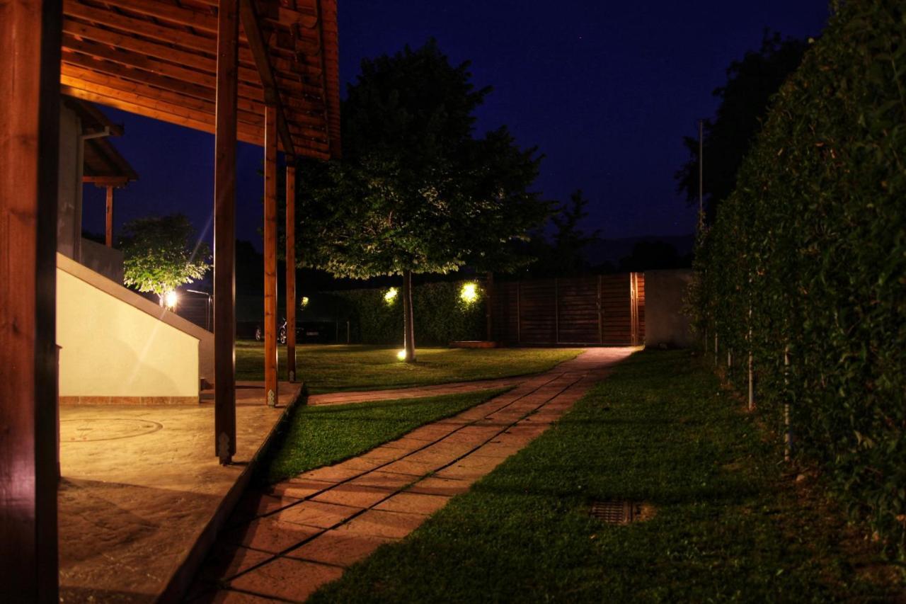 Relax House S Villa เลปโตการายา ภายนอก รูปภาพ