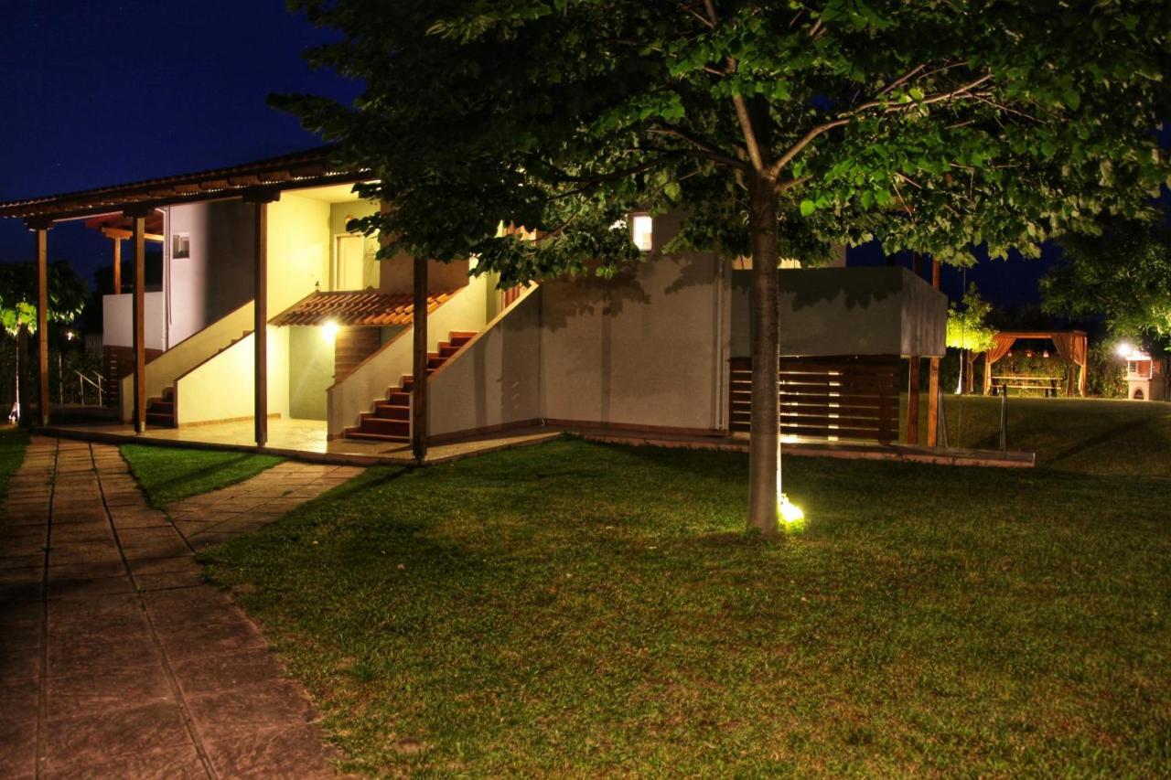 Relax House S Villa เลปโตการายา ภายนอก รูปภาพ
