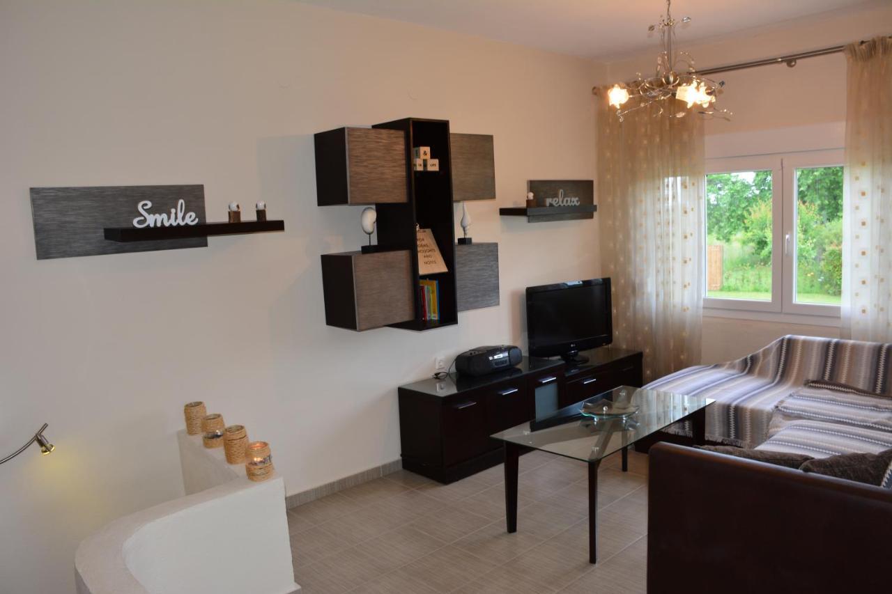 Relax House S Villa เลปโตการายา ภายนอก รูปภาพ